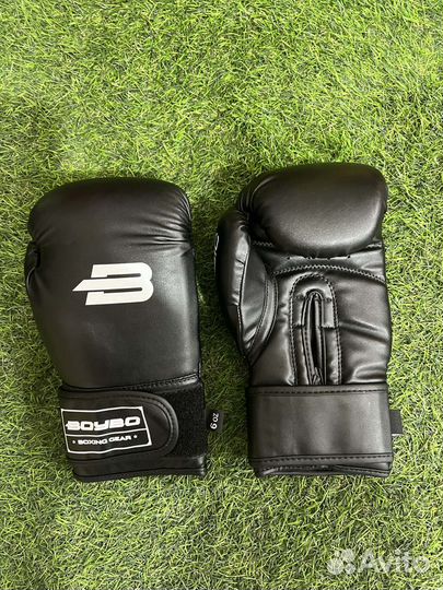 Перчатки боксёрские BoyBo Basic, BBG100 черные