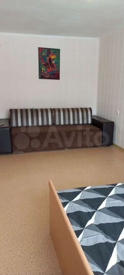 2-к. квартира, 58 м², 4/9 эт.