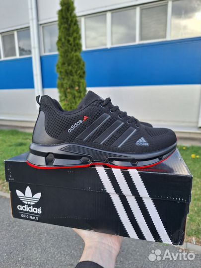 Кроссовки Adidas