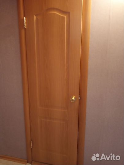 Двери межкомнатные б/у