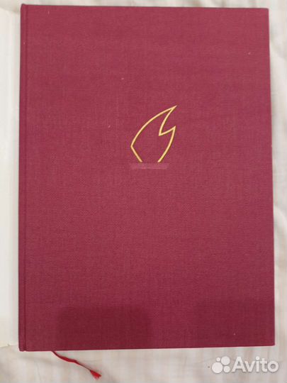 Книга Героям Сталинградской Битвы фотографии