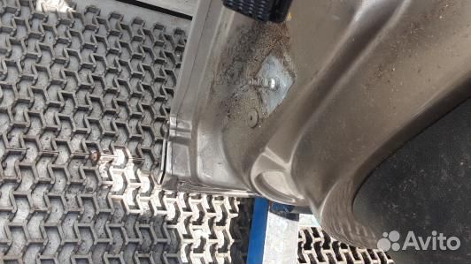 Дверь передняя правая renault megane 3 (HUK21E201)