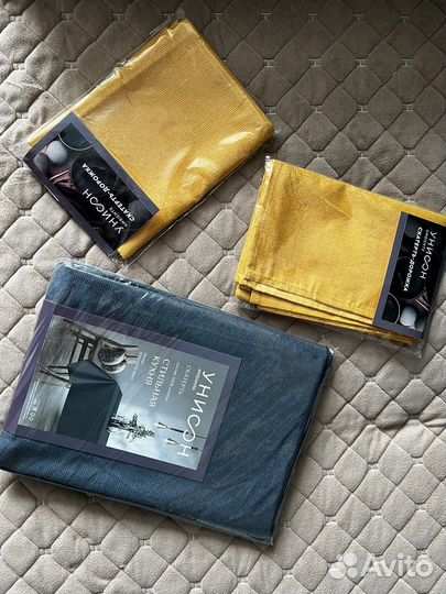 Скатерть и дорожка на стол фирмы унисон