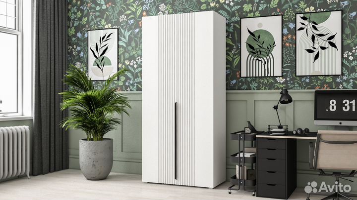 Шкаф распашной