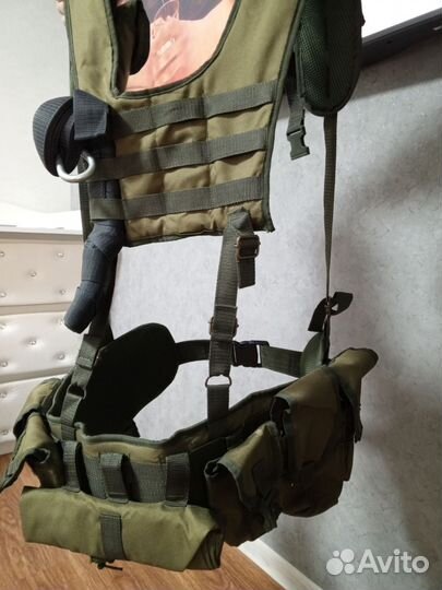 Разгрузочный жилет