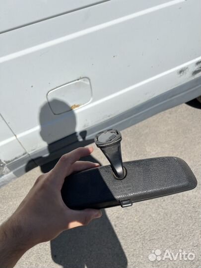 Зеркало заднего вида салонное