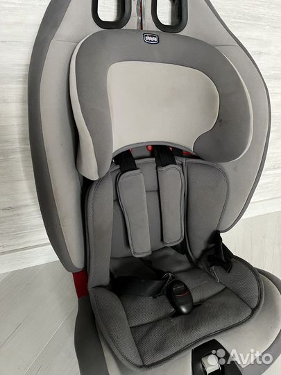 Автомобильное кресло chicco 9-36 кг Gro-Up