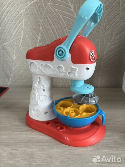 Наборы для лепки Play doh, Миксер