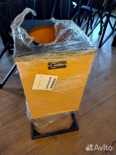 Урна уличная 45 л новая с пепельницей