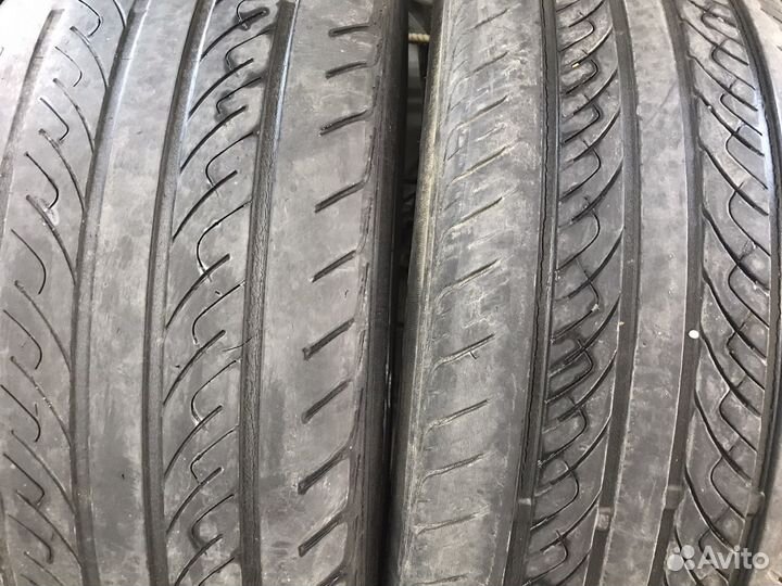 Maxtrek Ingens A1 235/50 R19 и 255/45 R19 104Y