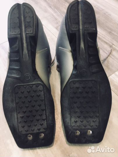 Лыжные ботинки