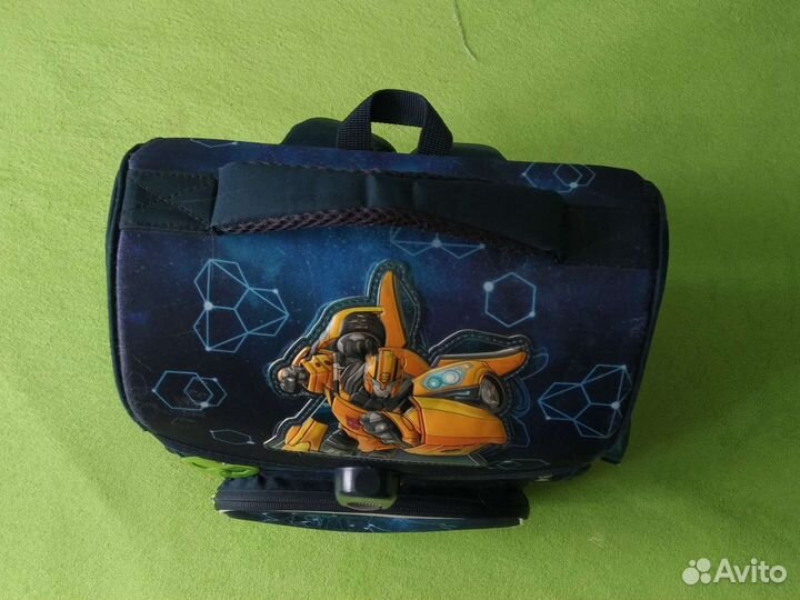 Школьный рюкзак