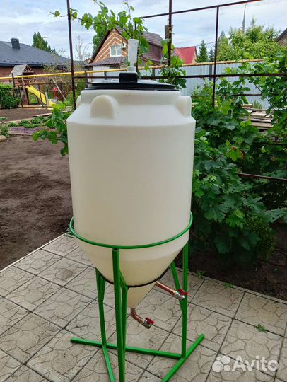 Емкость пластиковая бродильная