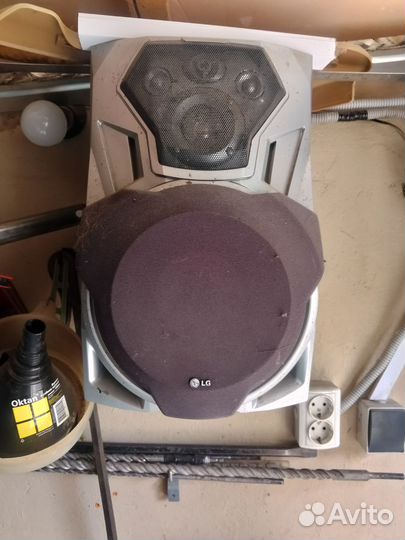 Музыкальный центр LG