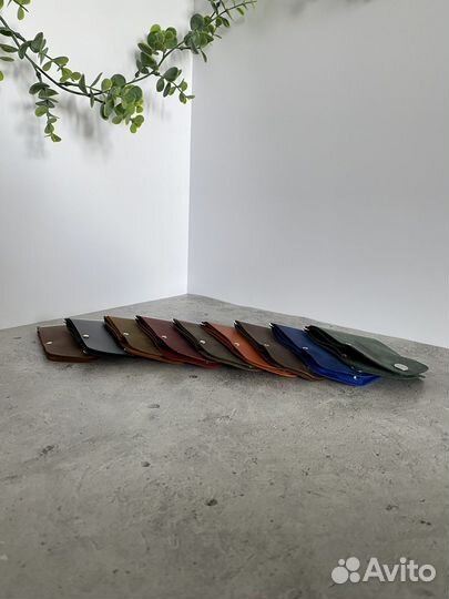 Зажим для денег с застежкой