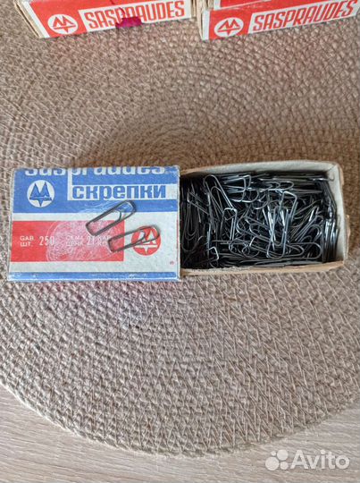 Кнопки и скрепки советские СССР