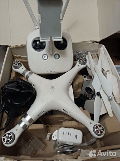 Квадрокоптер dji phantom 3 advanced на запчасти