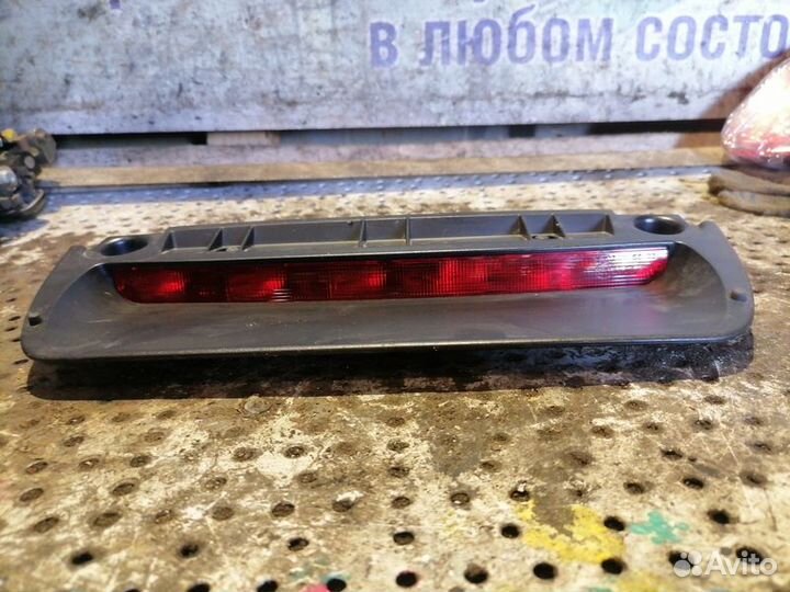 Стоп сигнал (дополнительный) Peugeot 408