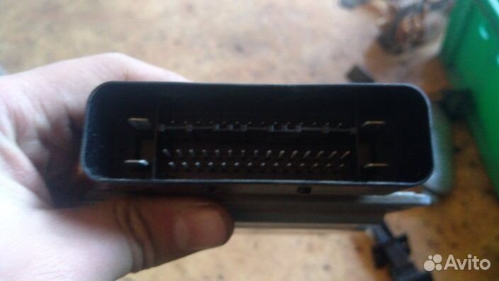 Блок управления подвеской Cadillac SRX 2003-2009