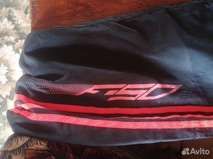 Спортивные брюки