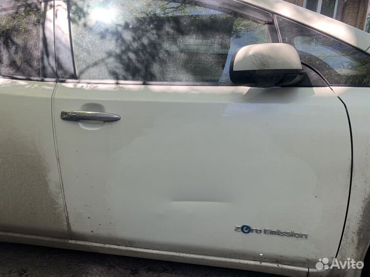 Дверь nissan leaf azeo