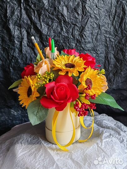 Букет на день воспитателя и день учителя