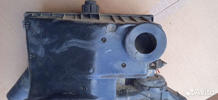 Корпус воздушного фильтра Opel Astra f