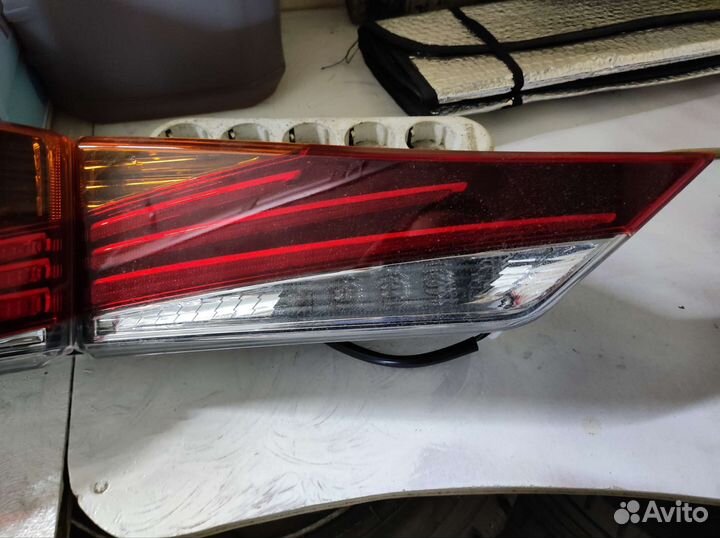 Фонари Lexus is 300