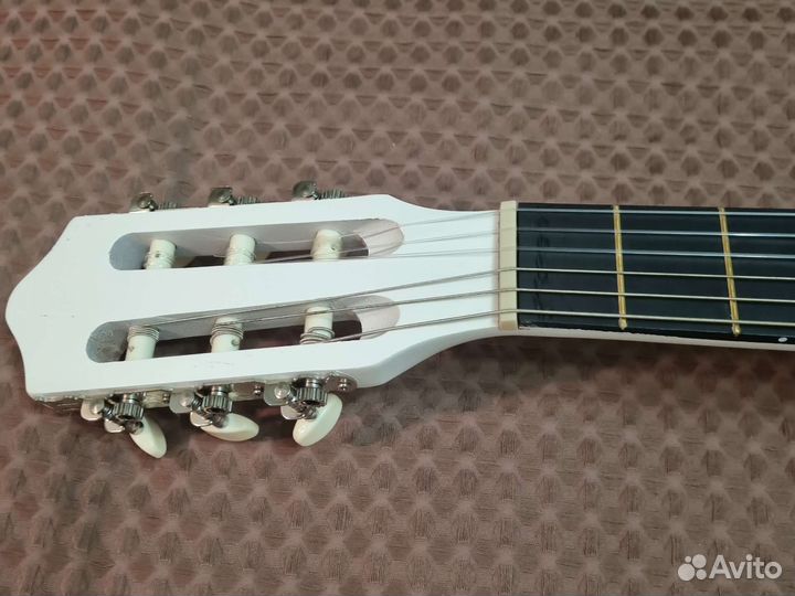 Классическая гитара
