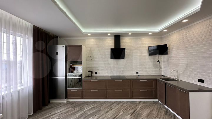 Дом 175 м² на участке 15 сот.