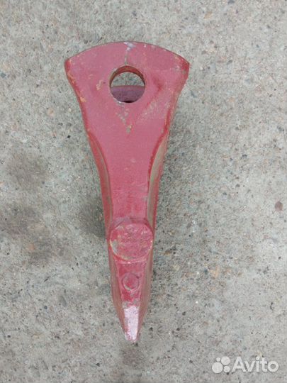 Коронка ковша экскаватора Komatsu Pc-300-6