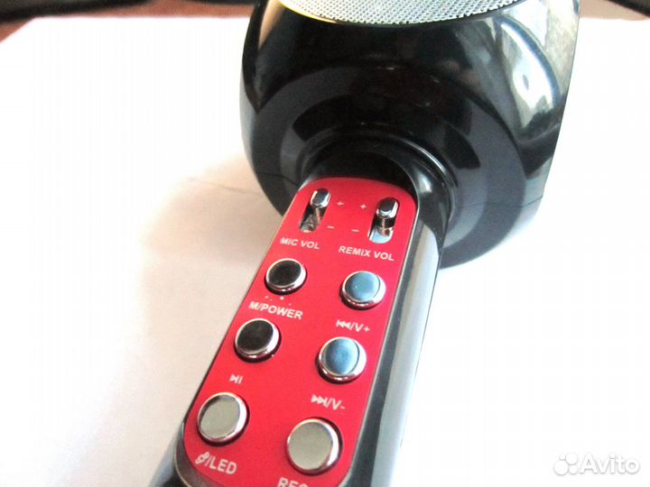 Беспроводной микрофон Караоке-микрофон