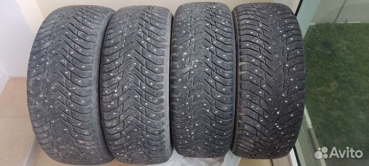 Nokian Tyres Hakkapeliitta 8 225/55 R17 97T