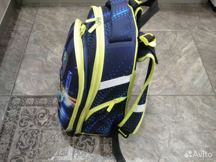 Школьный рюкзак