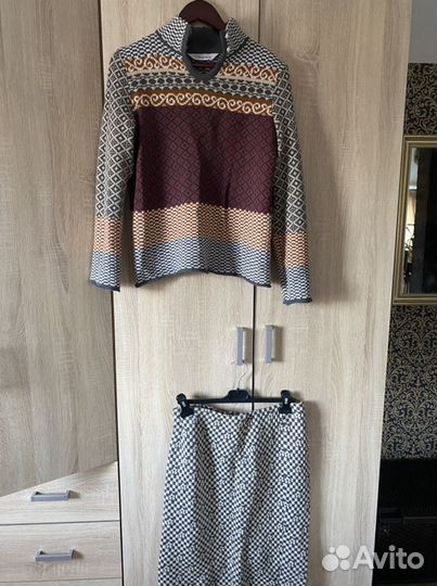 Продам вязанный костюм