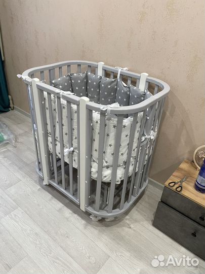 Детская кроватка трансформер с маятником