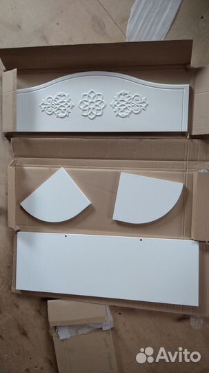 Продам полку подвесную