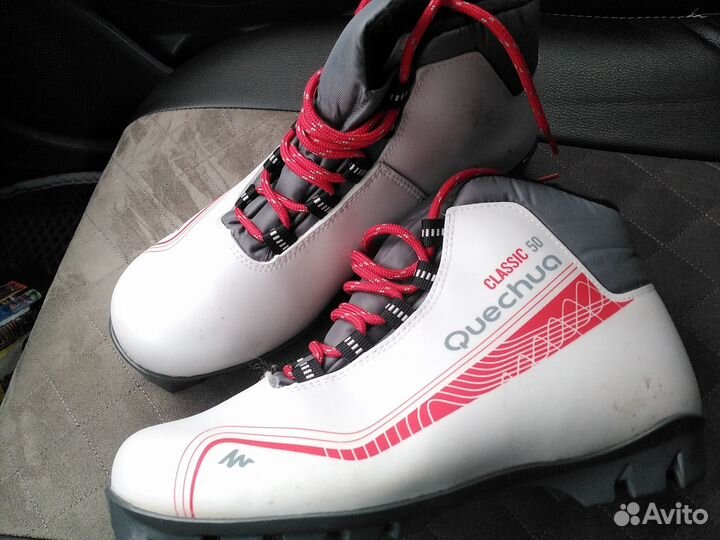 Лыжные ботинки