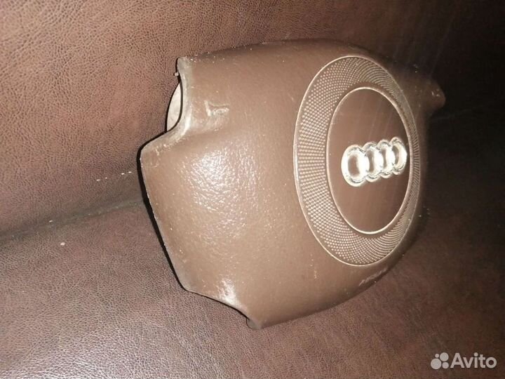 Подушка безопасности в руль Audi A8 1999 2003