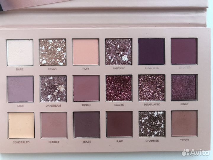 Оригинал Палетка теней Huda beauty New Nude б/у