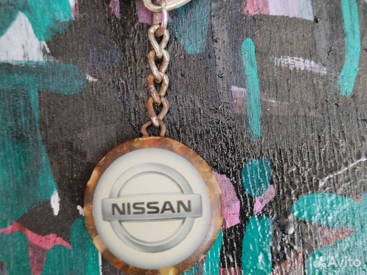 Брелок Nissan