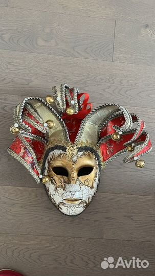 Венецианская маска