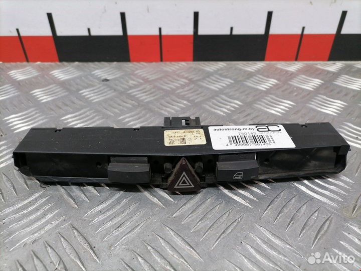 Кнопка аварийной сигнализации Opel Astra G 2007