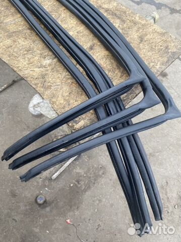 Улотнители дверей mitsubishi carisma