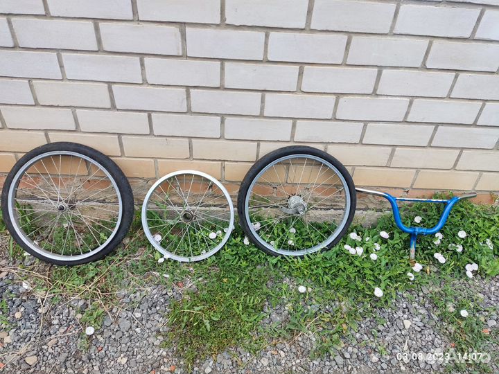 Покрышки и колеса для велосипеда на 18, 20 и 28