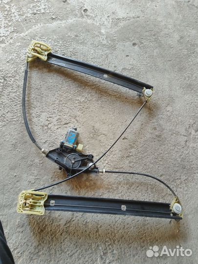 Стеклоподъемник Ауди а 4 b9