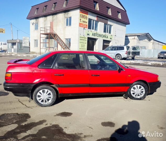 Volkswagen Passat 1.6 МТ, 1990, 174 228 км