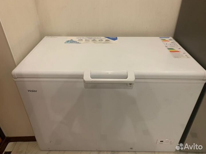 Морозильный ларь Haier HCE379R белый