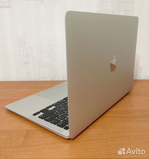 Apple MacBook Air 13 2020 m1