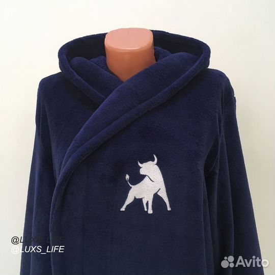 Плюшевый халат с именной вышивкой на заказ